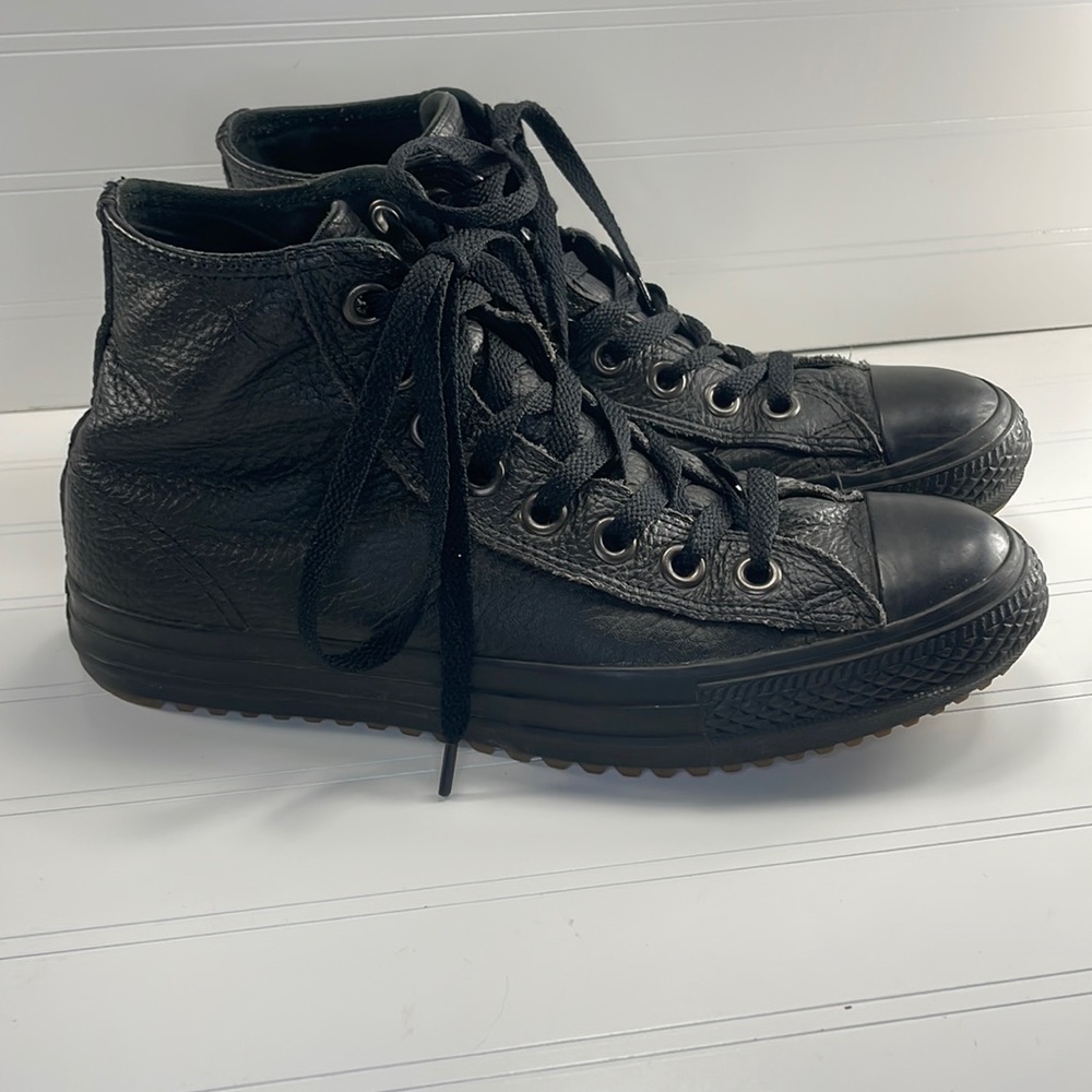 Converse Chuck Taylor All Star Blackout Leather Gum Bottoms Men 7.5 Women 9.5